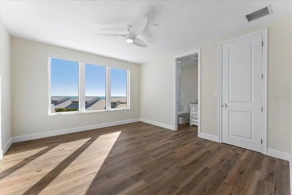 $4,100,000 | 2708 North Beach Road, Unit 5, Englewood, FL 34223