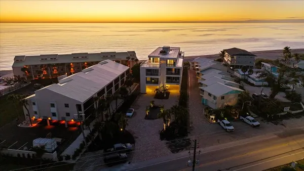 $4,100,000 | 2708 North Beach Road, Unit 5, Englewood, FL 34223