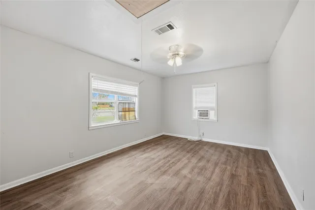 $1,995 | 1621 Richmond Avenue, Port Arthur, TX 77640