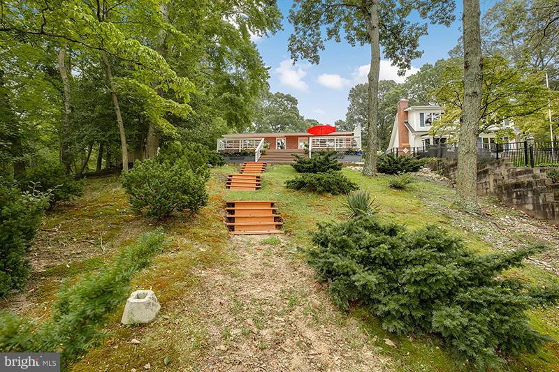 210 Beachwood Road Pasadena, MD 21122 - Photo 22 of 30 Exterior (Rear)