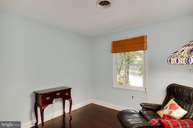 210 Beachwood Road Pasadena, MD 21122 - Photo 10 of 30 Bedroom