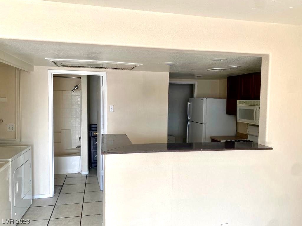 1830 North Pecos Road, Unit 152 Las Vegas, NV 89115 - Photo 4 of 15 Gallery Image 4