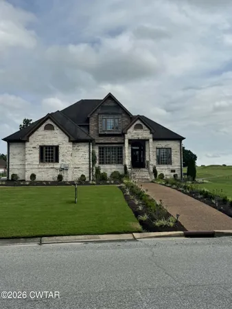 $625,000 | 1449 Club House Drive, Dyersburg, TN 38024