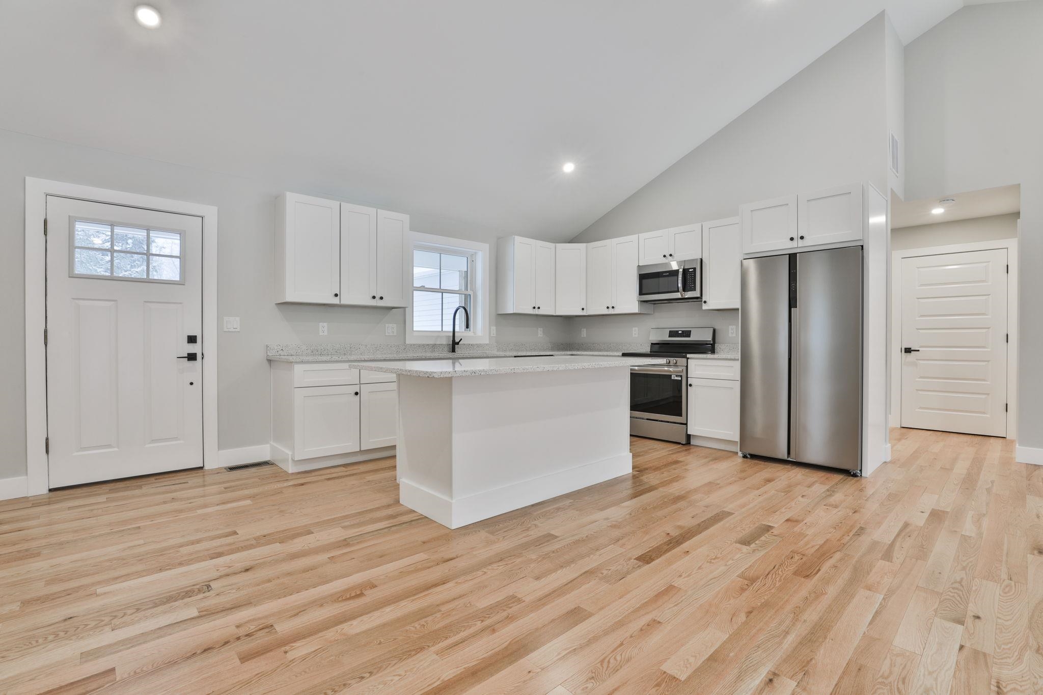 16 Thompson Crossing, Unit 23113 Antrim, NH 03440 - Photo 4 of 18