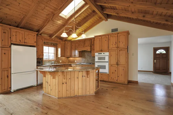 $1,495,000 | 234 Magna Vista Street, Santa Barbara, CA 93110