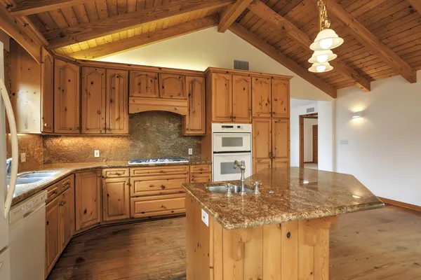 $1,495,000 | 234 Magna Vista Street, Santa Barbara, CA 93110