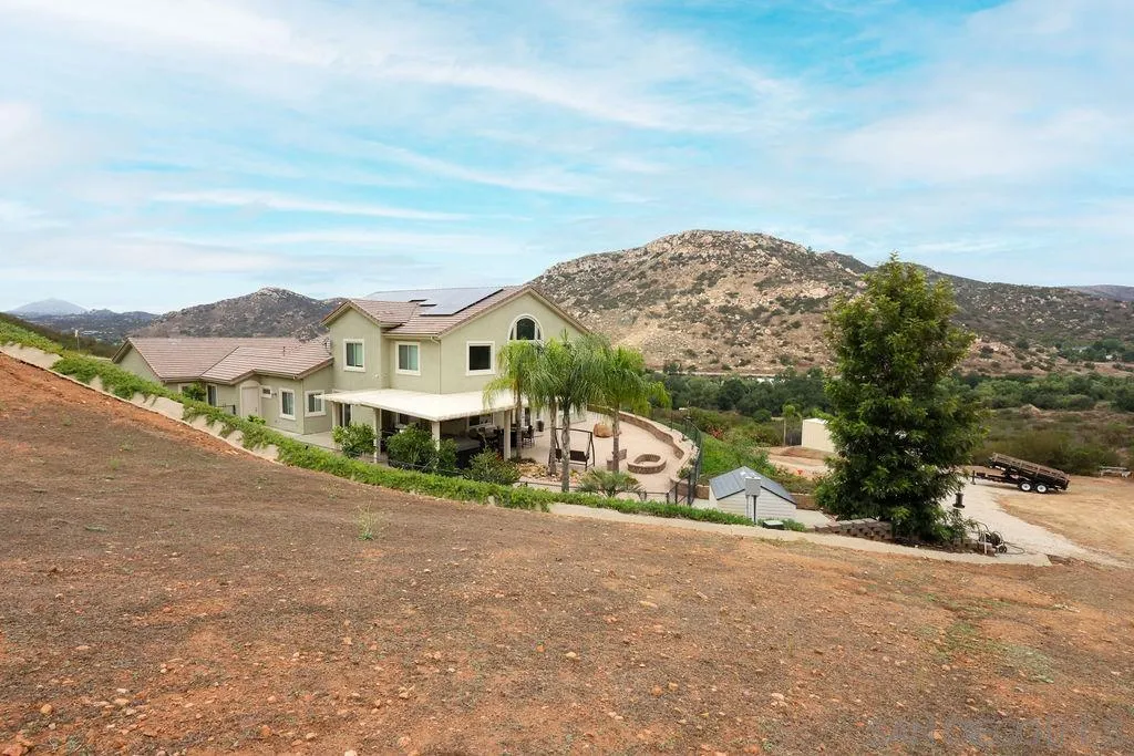 23085 Tombill Road Ramona, CA 92065 - Photo 38 of 43 a view of a terrace