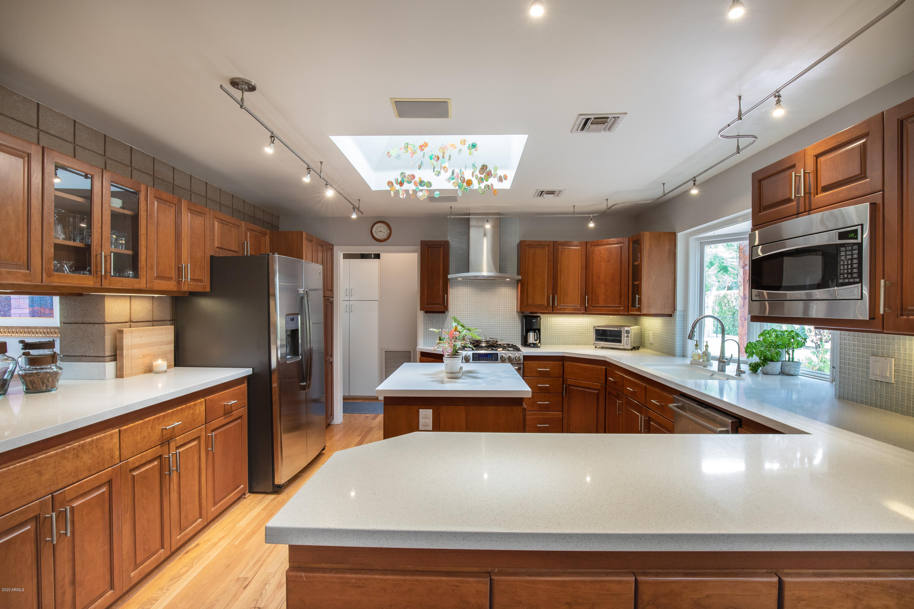 816 East Circle Road Phoenix, AZ 85020 - Photo 18 of 56 Chef's Kitchen