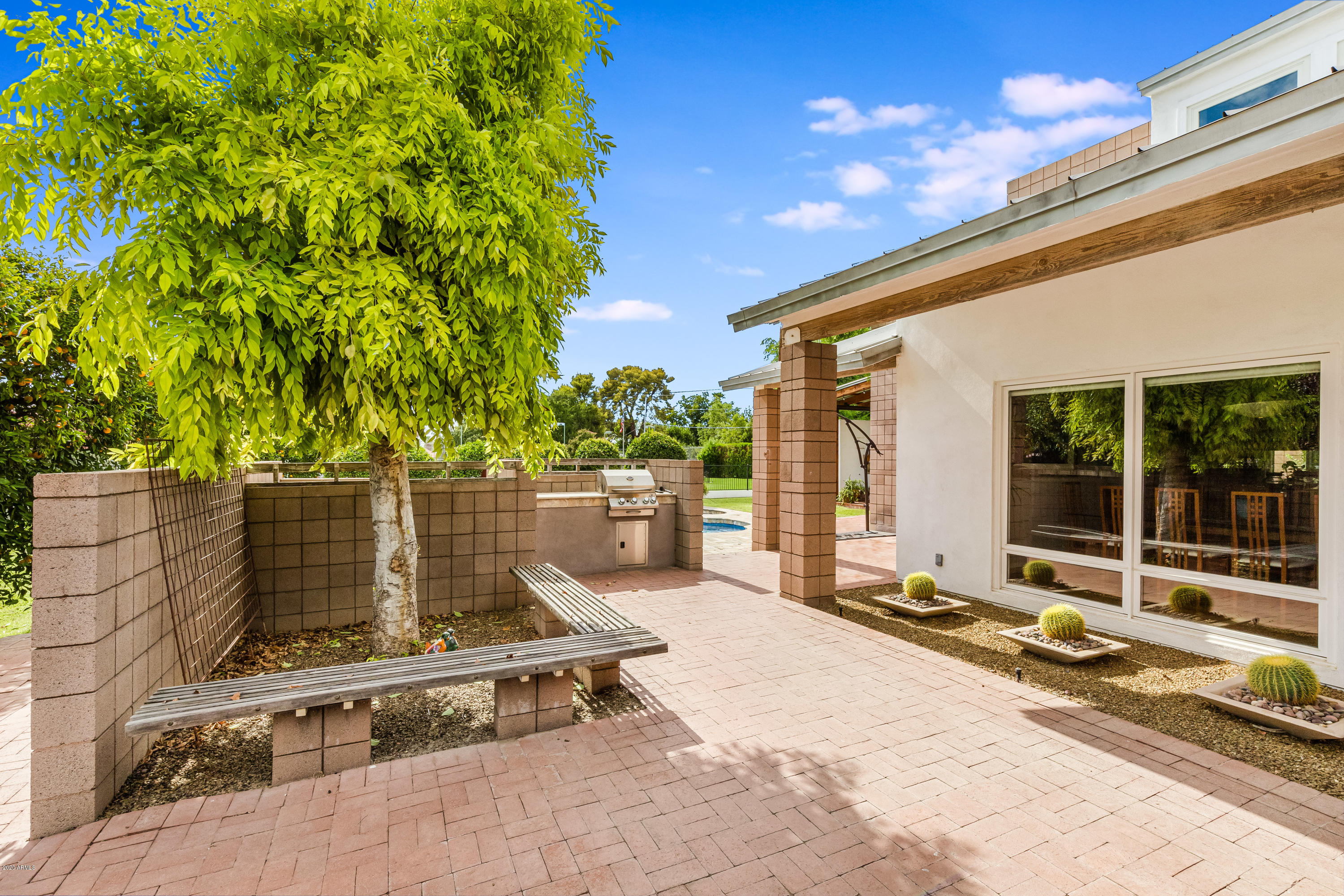 816 East Circle Road Phoenix, AZ 85020 - Photo 46 of 56 Built-In BBQ