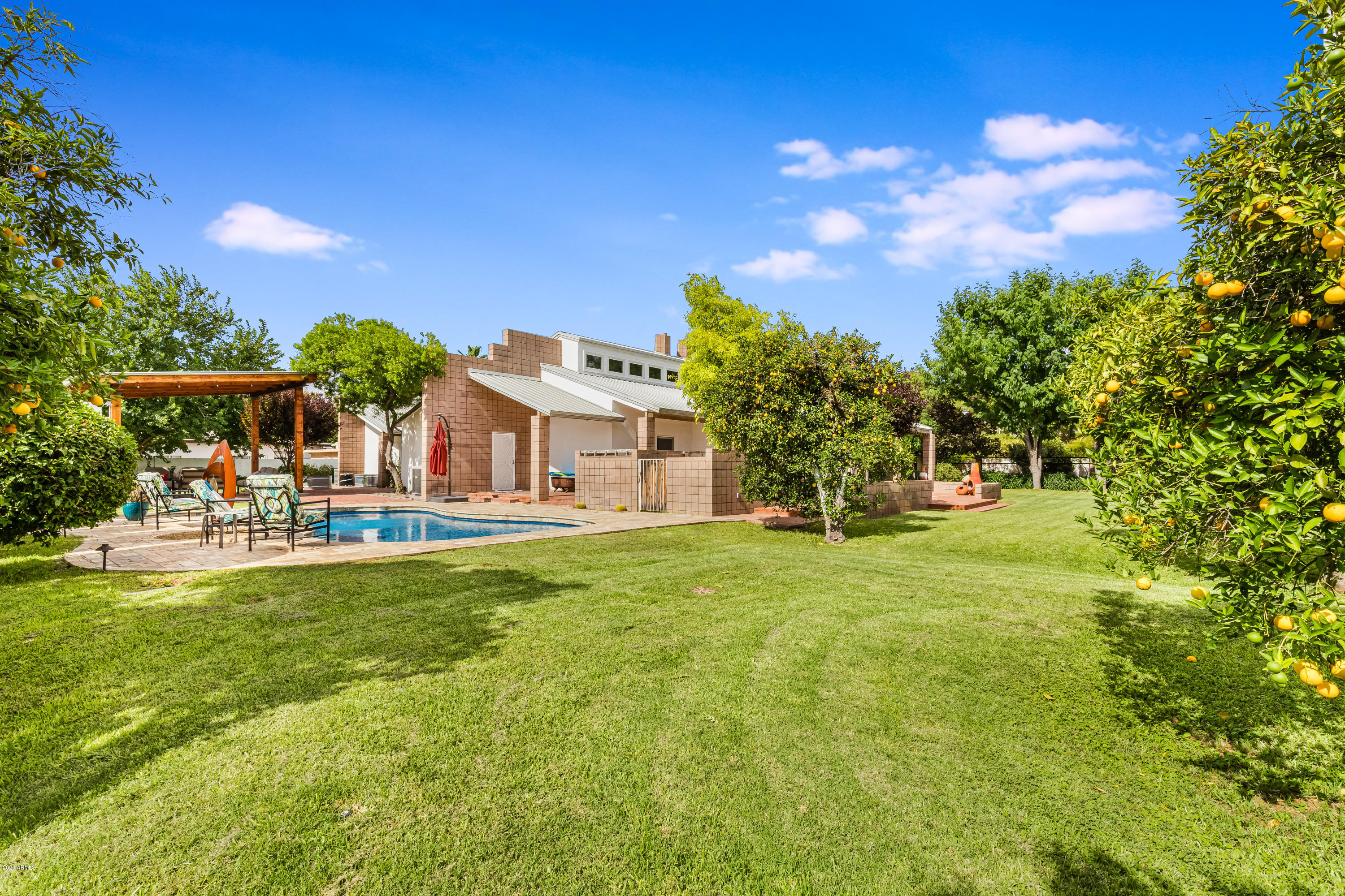816 East Circle Road Phoenix, AZ 85020 - Photo 50 of 56 Backyard Oasis