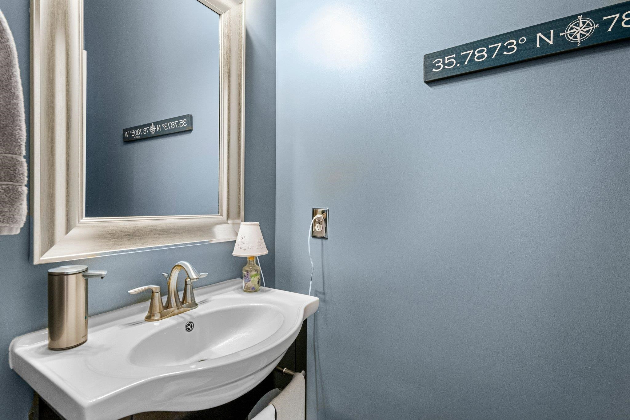 1545 Fullerton Place Raleigh, NC 27607 - Photo 17 of 45 Half Bathroom