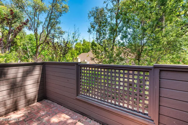 $725,000 | 190 Via Colinas, Westlake Village, CA 91362