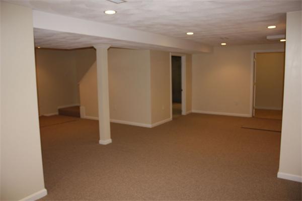 9 Upton Lane Boxford, MA 01921 - Photo 3 of 19