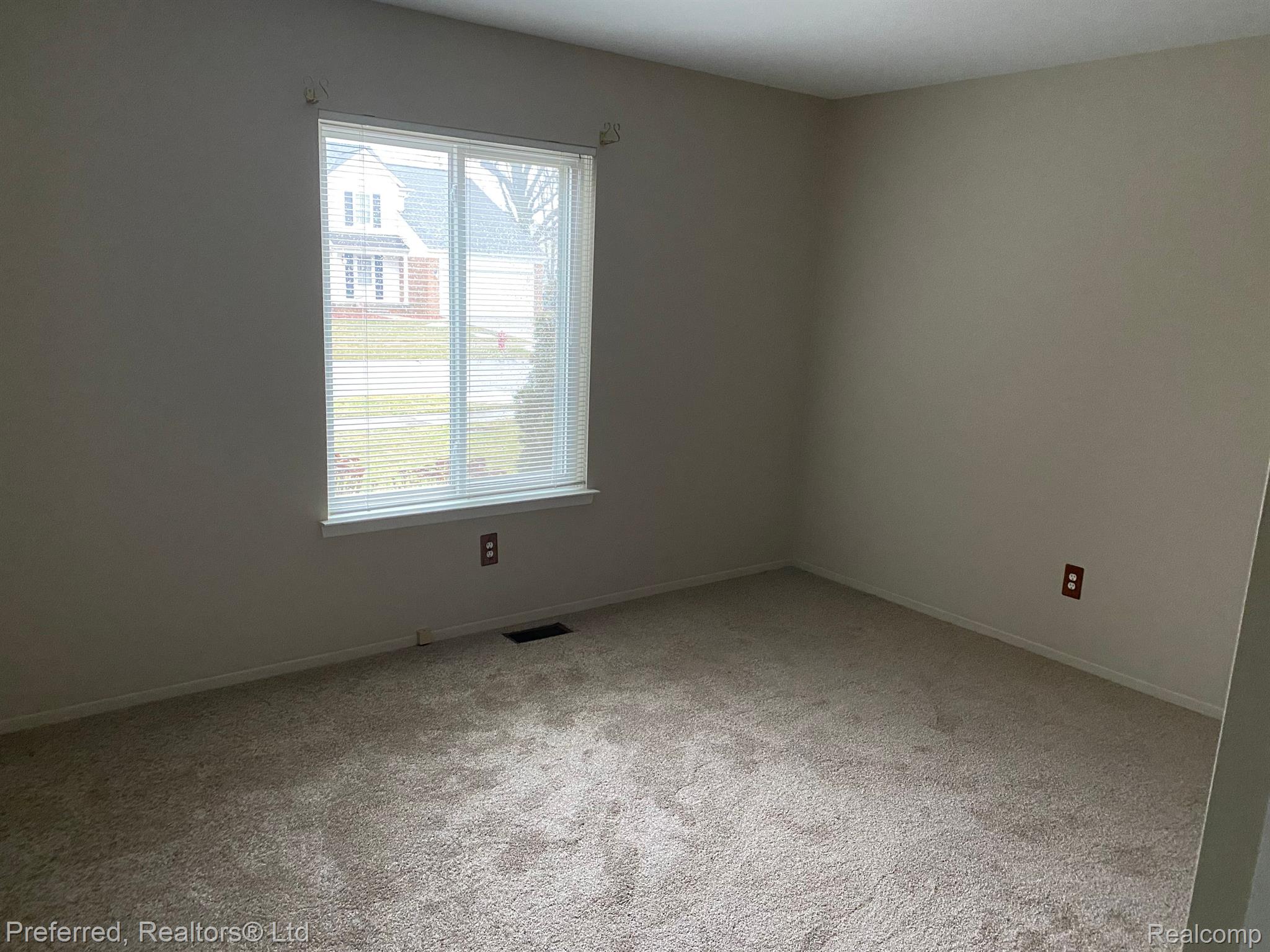 1133 High-Ridge Drive Canton, MI 48187 - Photo 17 of 24 Bedroom