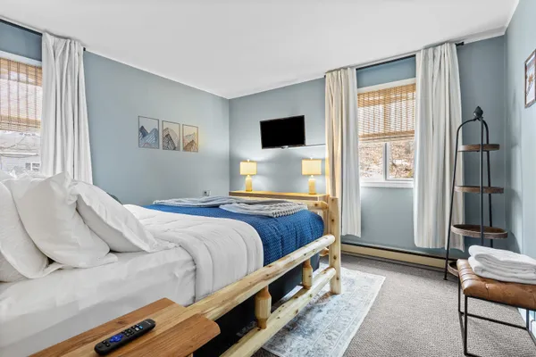 $479,900 | 315 Allard Farm Circuit, Conway, NH 03860