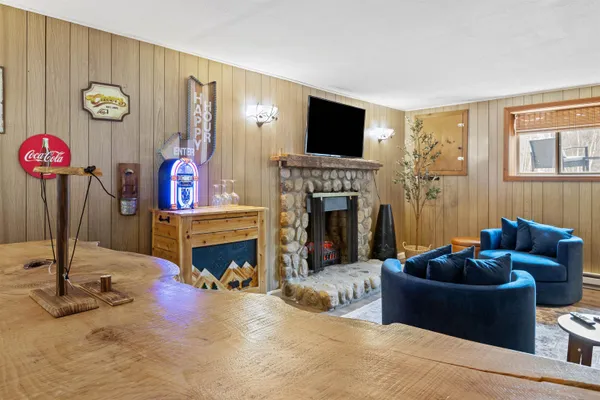 $479,900 | 315 Allard Farm Circuit, Conway, NH 03860