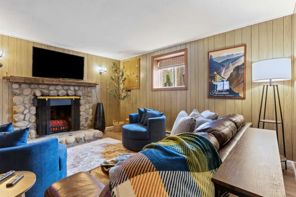 $479,900 | 315 Allard Farm Circuit, Conway, NH 03860