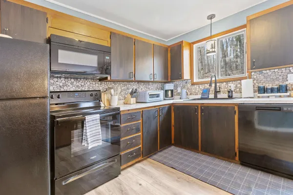 $479,900 | 315 Allard Farm Circuit, Conway, NH 03860