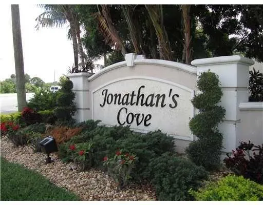 $2,600 | 4584 Palmbrooke Circle, West Palm Beach, FL 33417