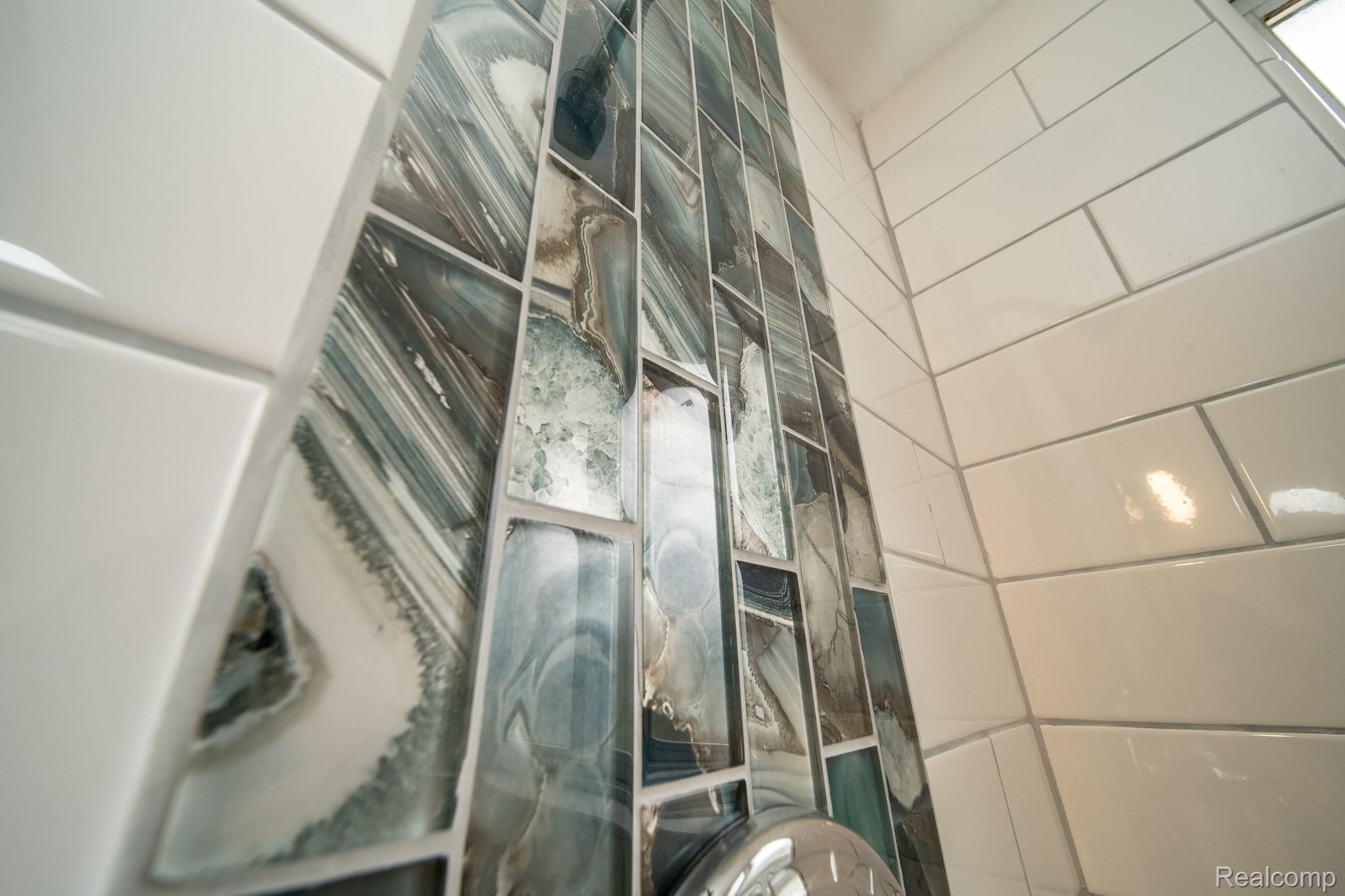 14141 Inkster Road Livonia, MI 48154 - Photo 25 of 57 DSC03216.jpg
