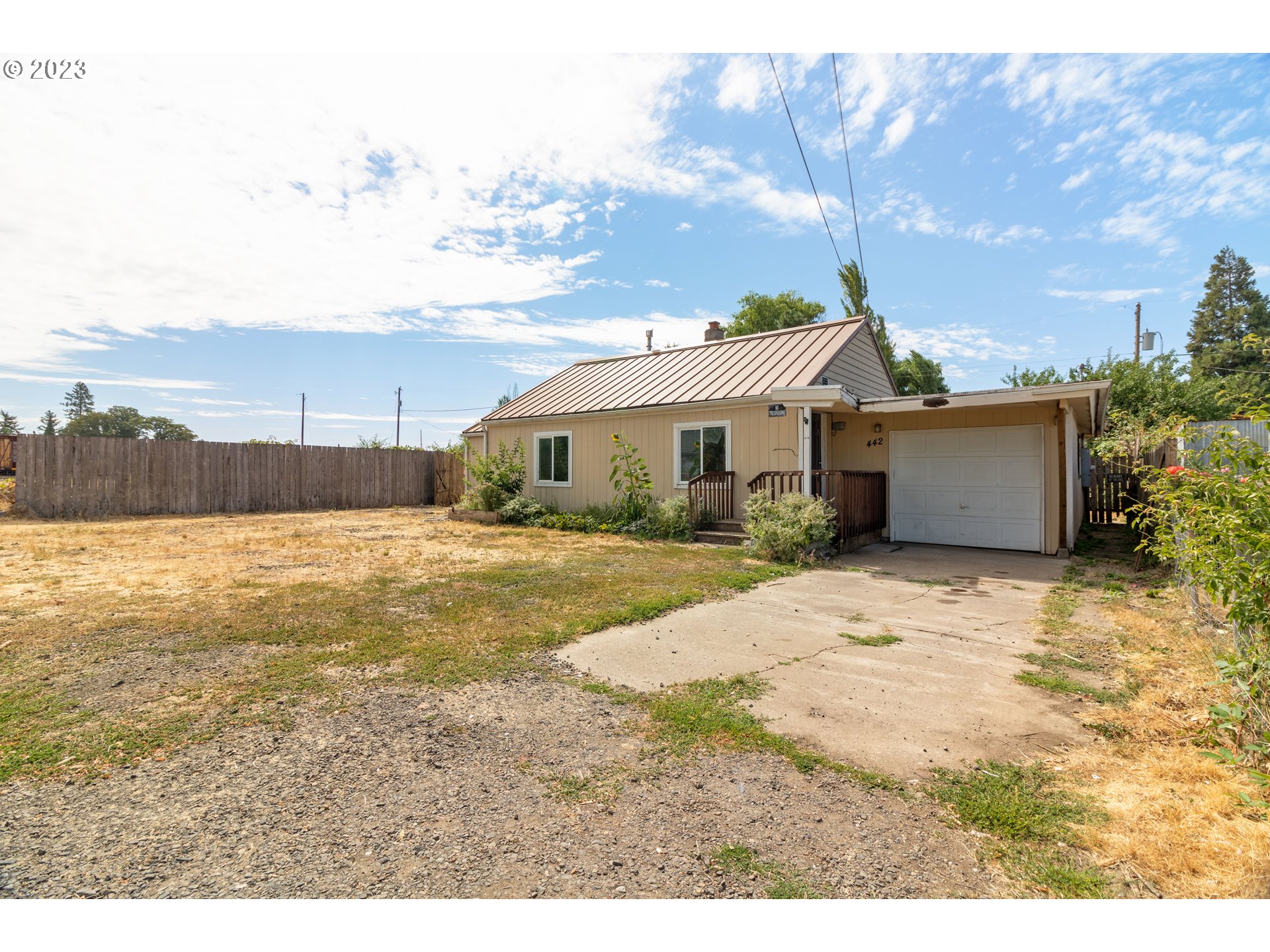 442 Center Street Lebanon, OR 97355 - Photo 32 of 34 Gallery Image 32