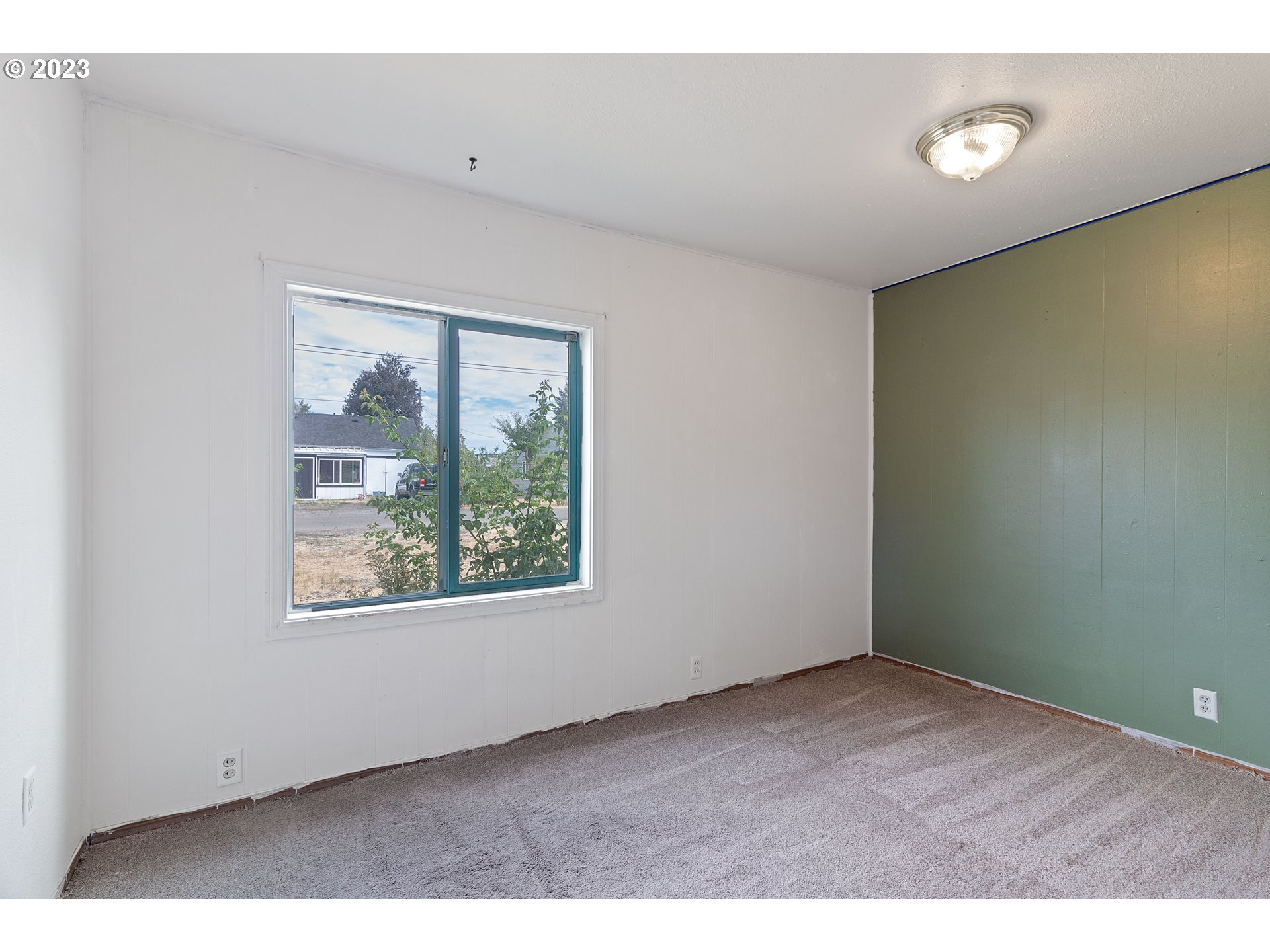 442 Center Street Lebanon, OR 97355 - Photo 7 of 34 Gallery Image 7