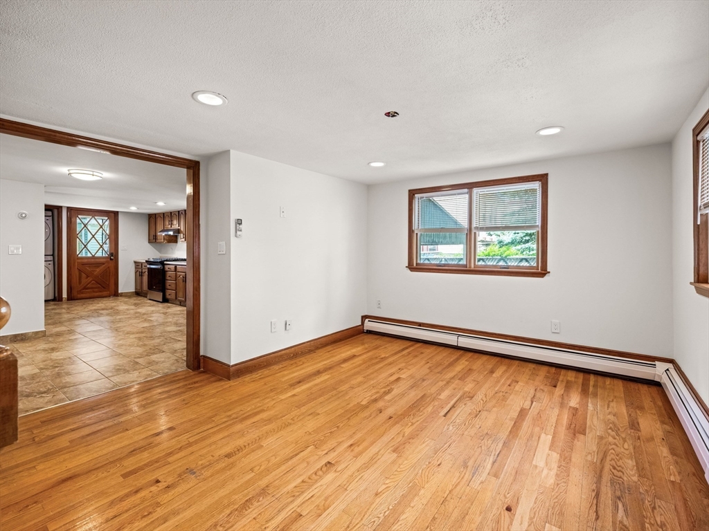 352 R Somerville Avenue Somerville, MA 02143 - Photo 2 of 33