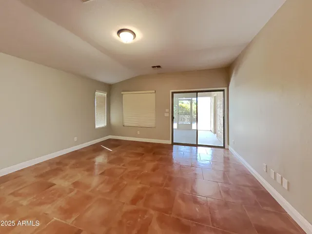 $2,105 | 21664 Dietz Drive, Maricopa, AZ 85138