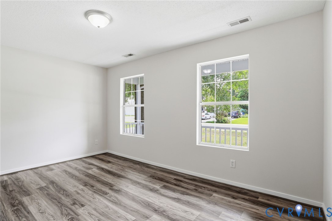 14221 Bermuda Point Court Chester, VA 23836 - Photo 8 of 47