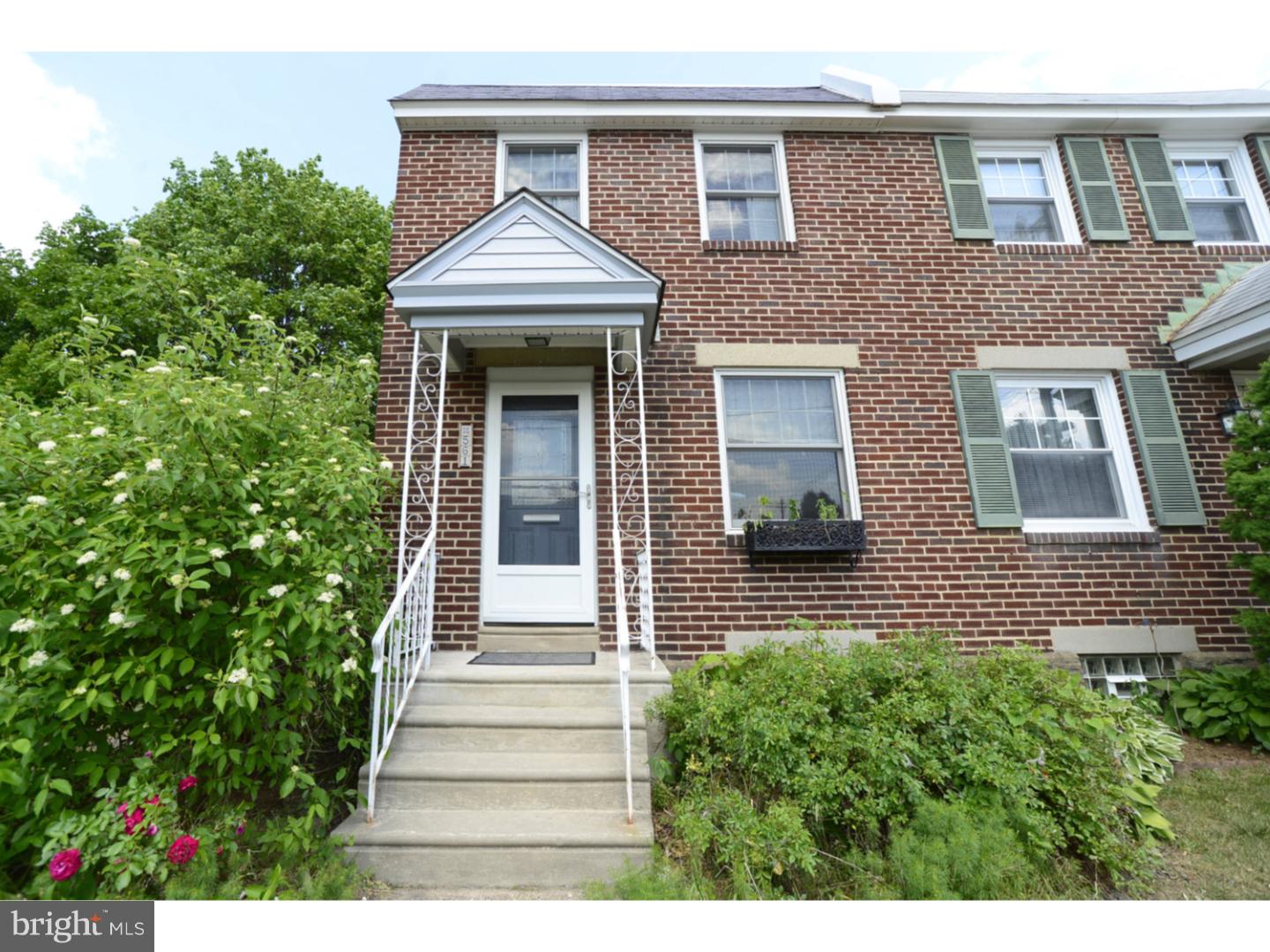 561 Pedley Road Philadelphia, PA 19128 - Photo 2 of 23 Gallery Image 2