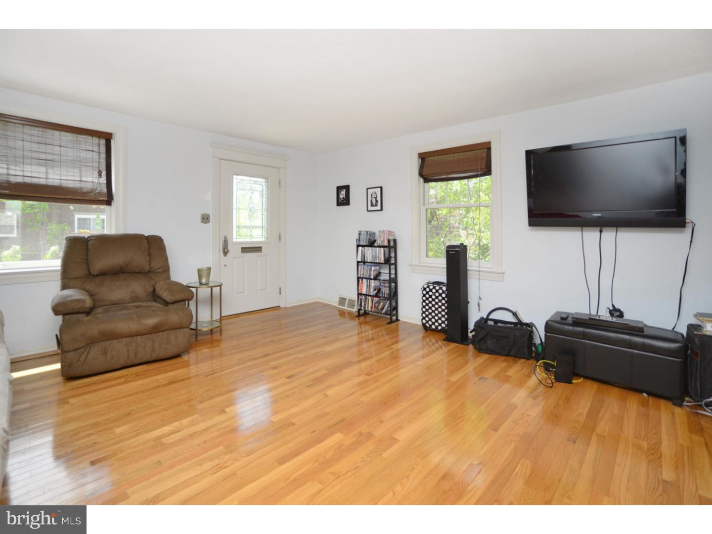 561 Pedley Road Philadelphia, PA 19128 - Photo 11 of 23 Gallery Image 11