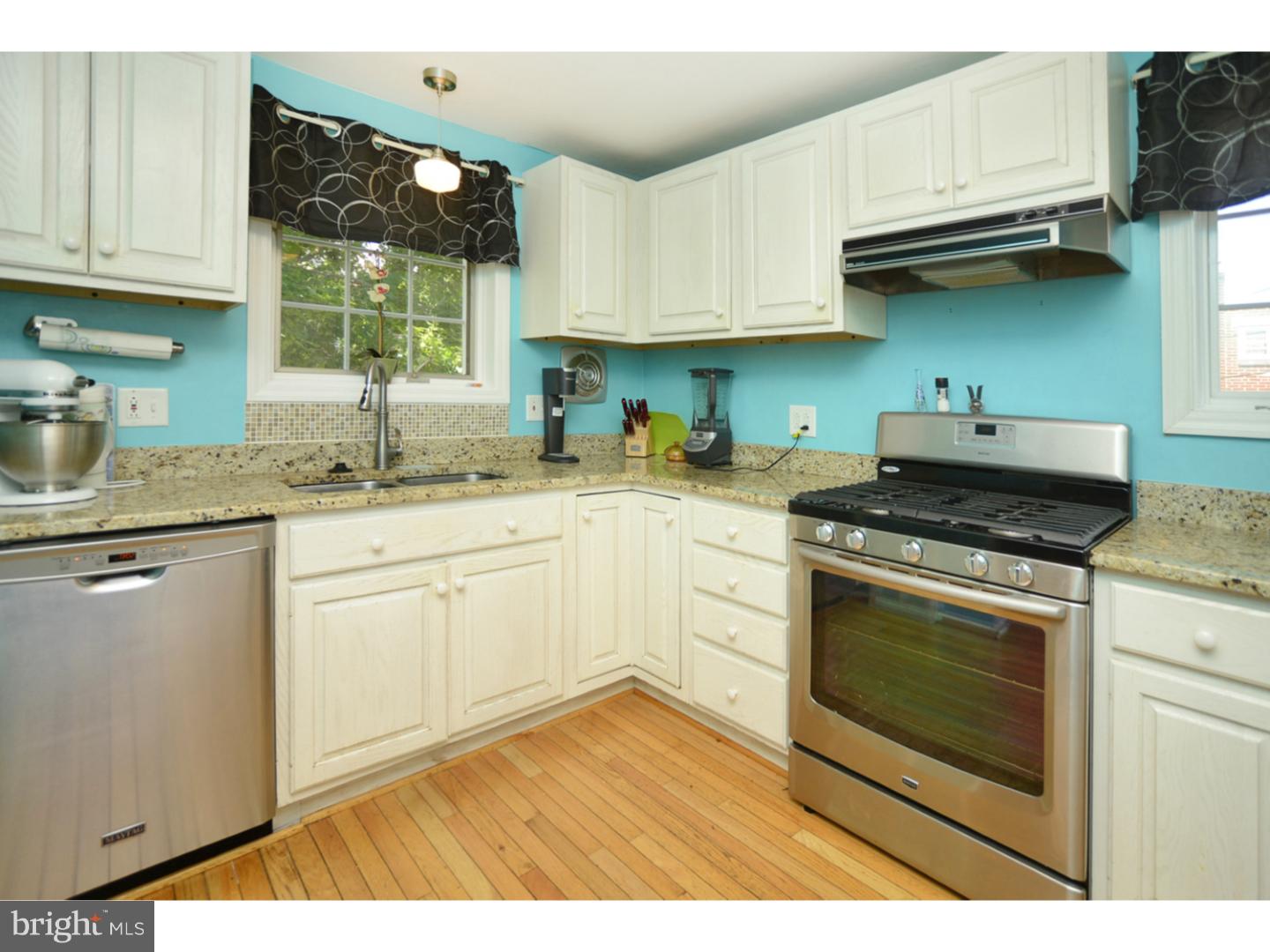 561 Pedley Road Philadelphia, PA 19128 - Photo 5 of 23 Gallery Image 5