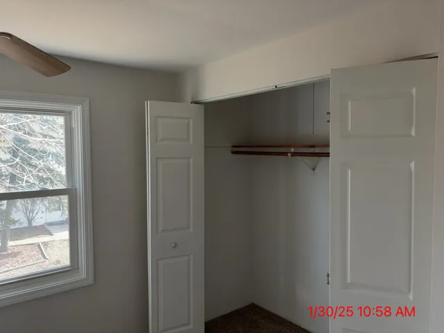 $159,900 | 10 Fernwood Drive, Unit L, Bolingbrook, IL 60440