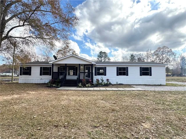 $194,000 | 2988 St Landry Highway, St. Landry, LA 71367