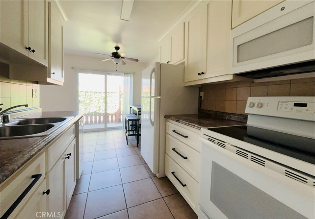 4723 Jackson Street Riverside, CA 92503 - Photo 14 of 20