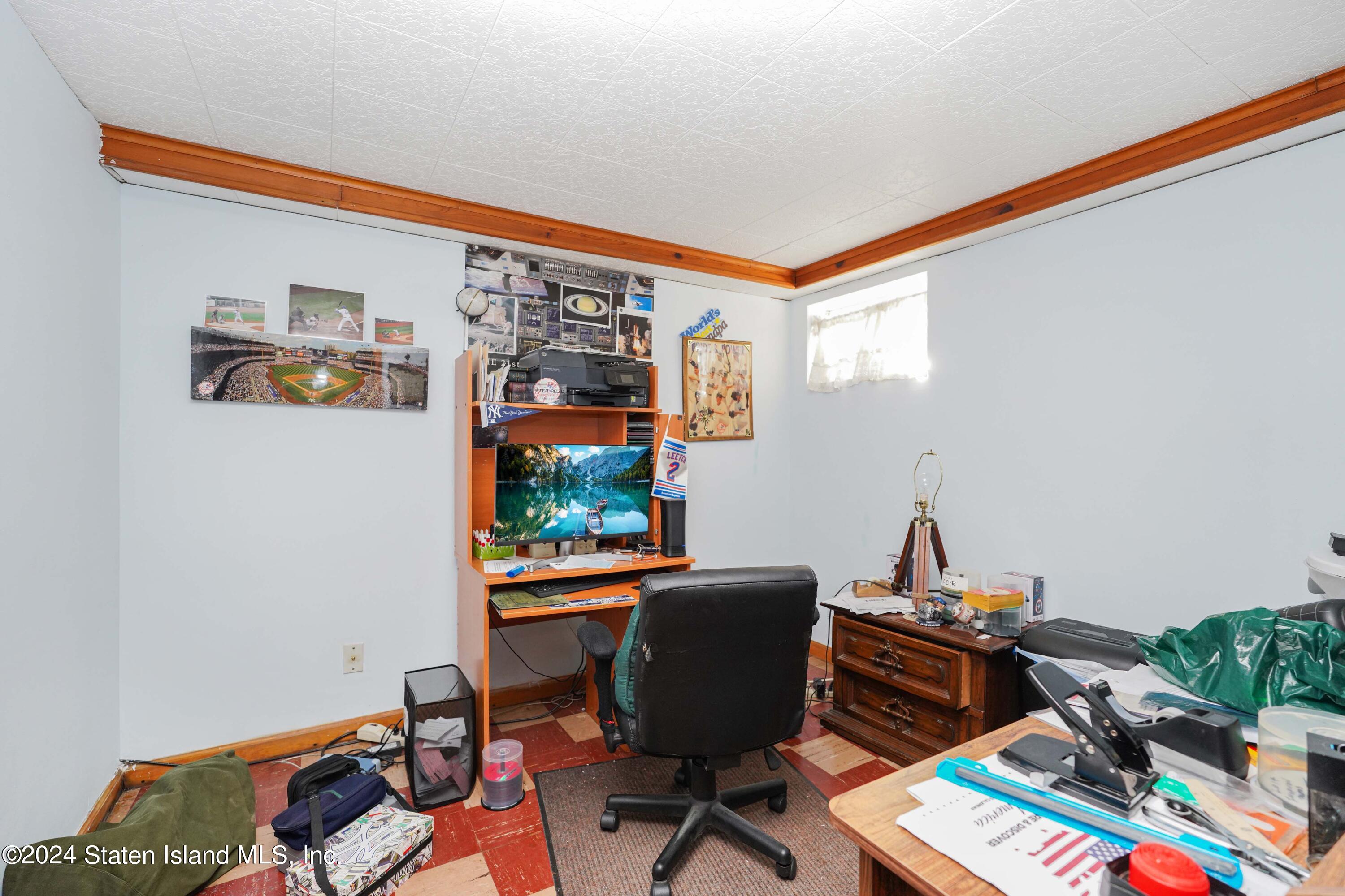 106 Fairview Avenue Staten Island, NY 10314 - Photo 21 of 27 Photo Oct 08 2024, 8 26 59 PM