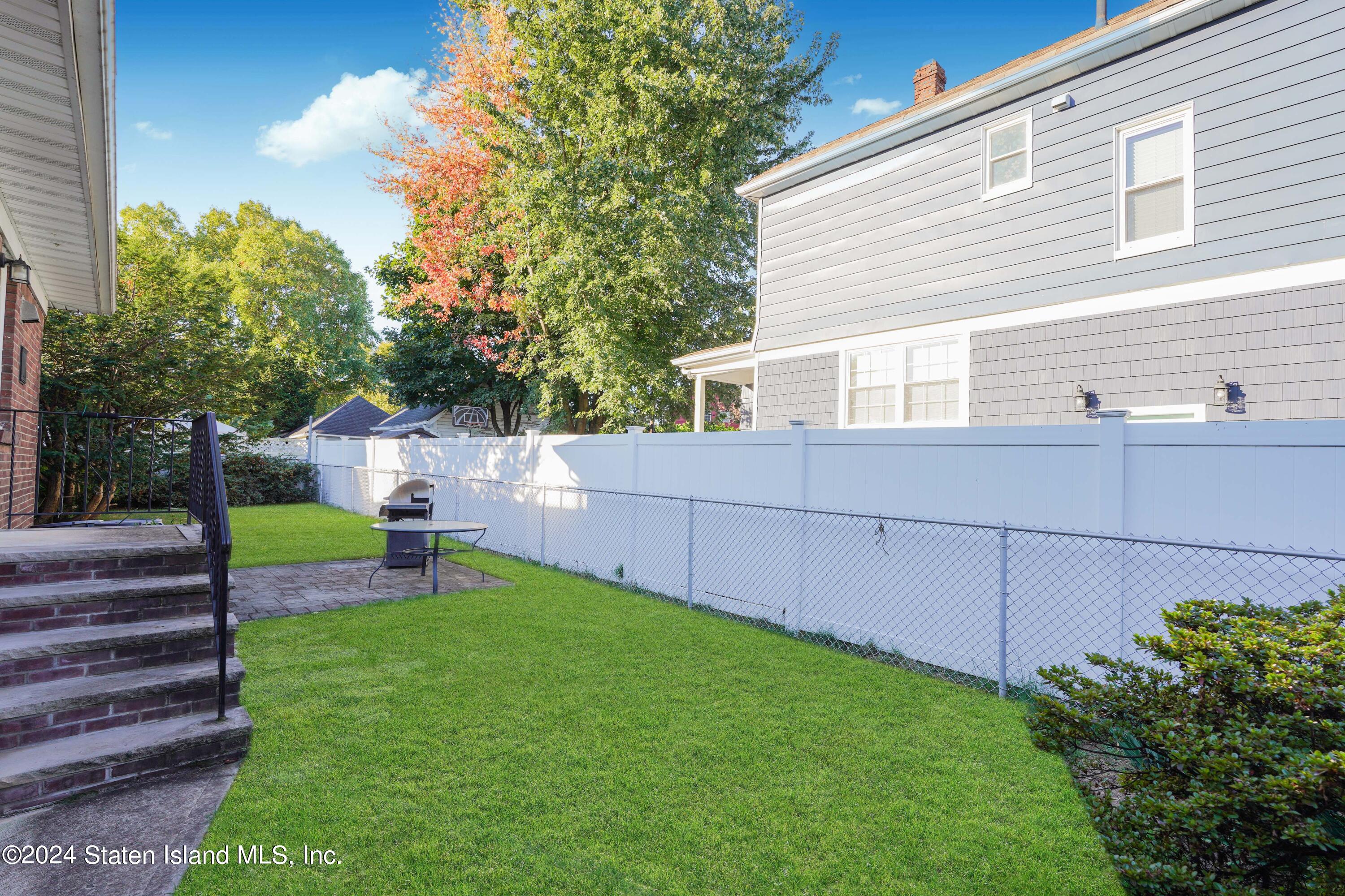 106 Fairview Avenue Staten Island, NY 10314 - Photo 23 of 27 Photo Oct 08 2024, 8 31 49 PM