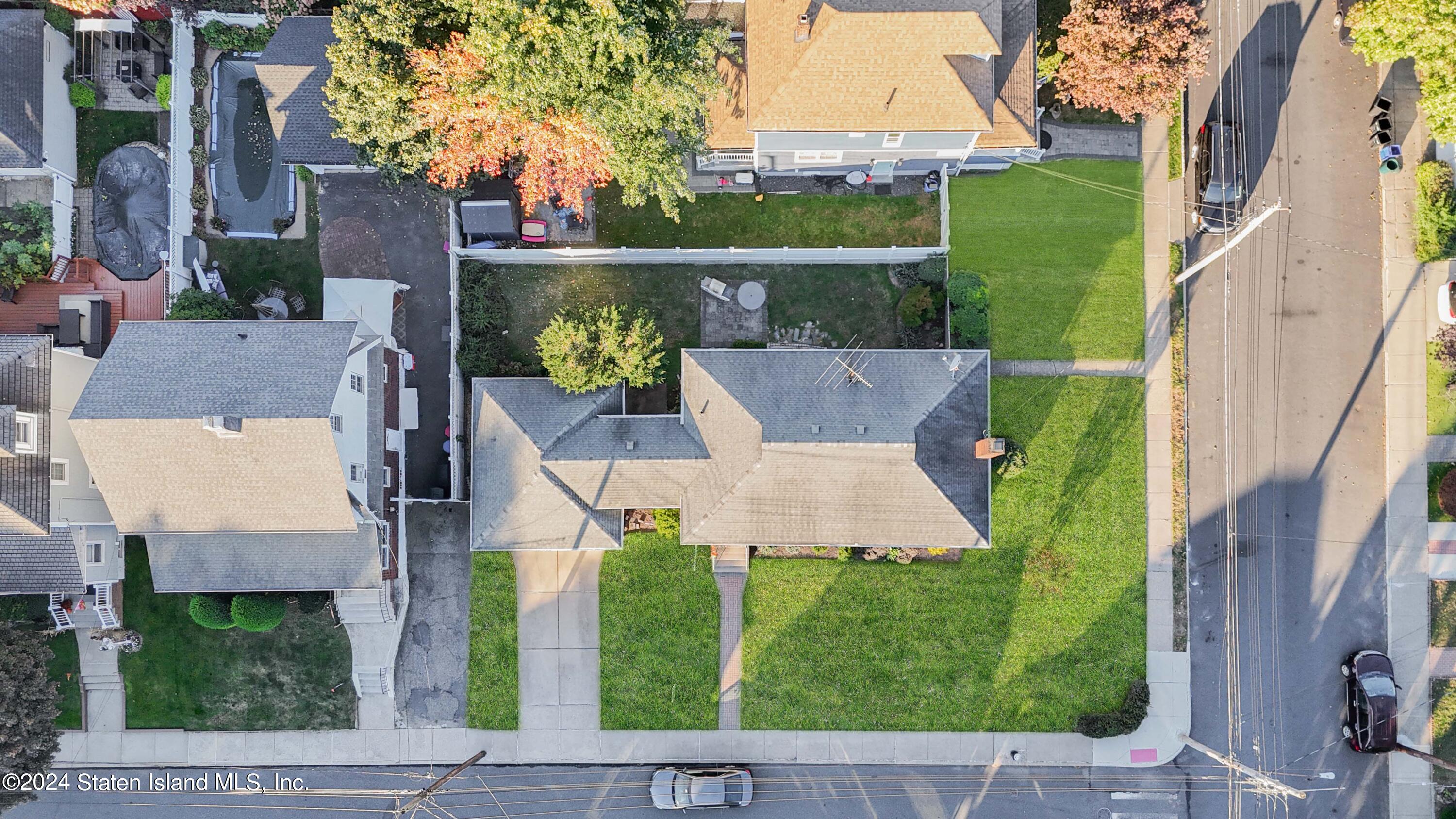 106 Fairview Avenue Staten Island, NY 10314 - Photo 26 of 27 Photo Oct 28 2023, 8 51 13 PM