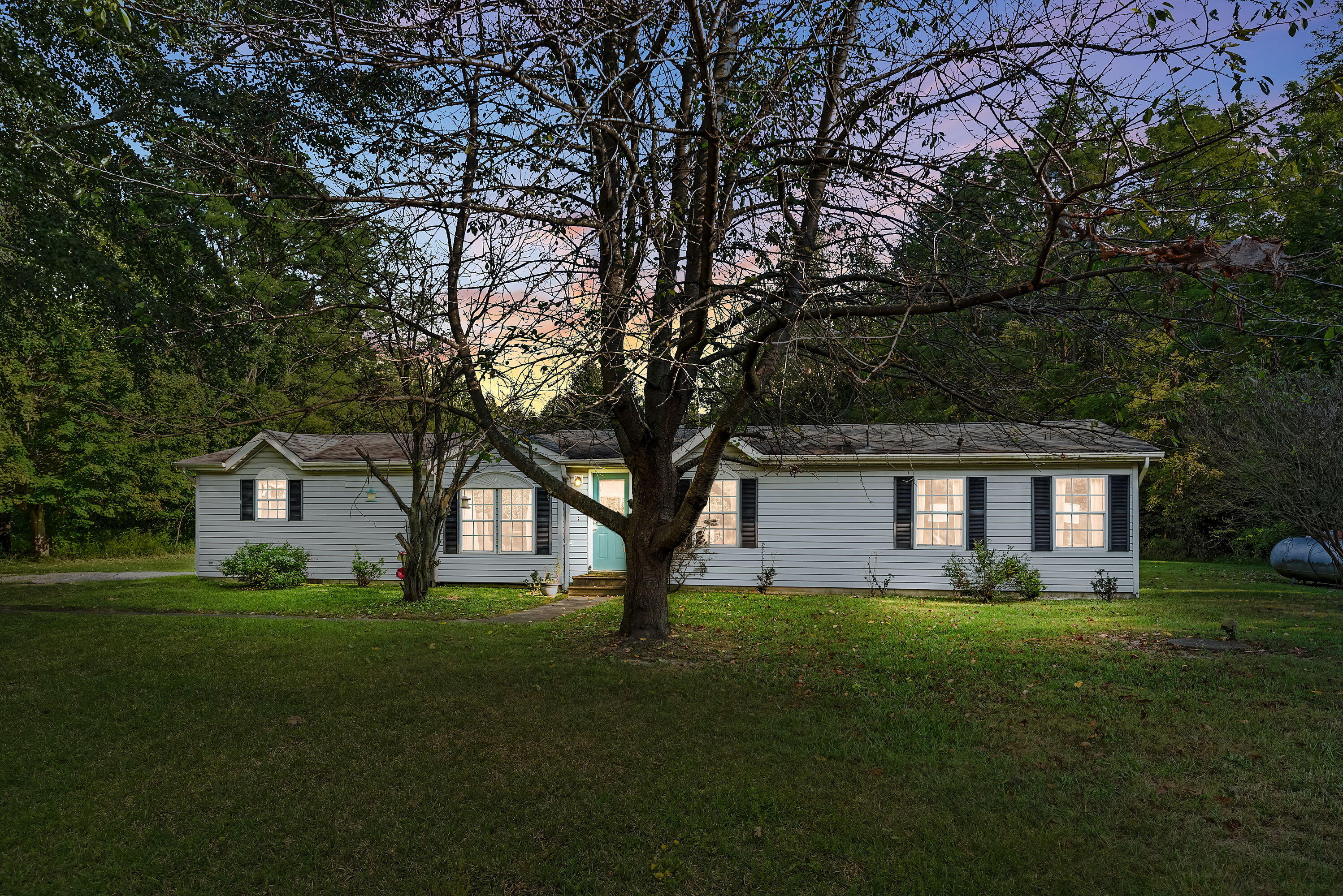 9225 Maudlin Road New Buffalo, MI 49117 - Photo 26 of 28 1_DavidYeeDDP_9046dte