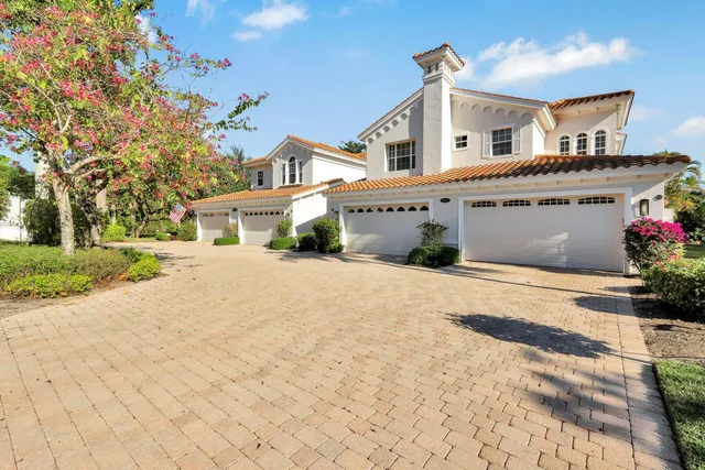 $637,000 | 9002 Cascada Way, Unit 102, Naples, FL 34114