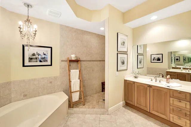 $637,000 | 9002 Cascada Way, Unit 102, Naples, FL 34114