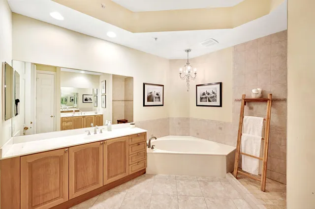 $637,000 | 9002 Cascada Way, Unit 102, Naples, FL 34114