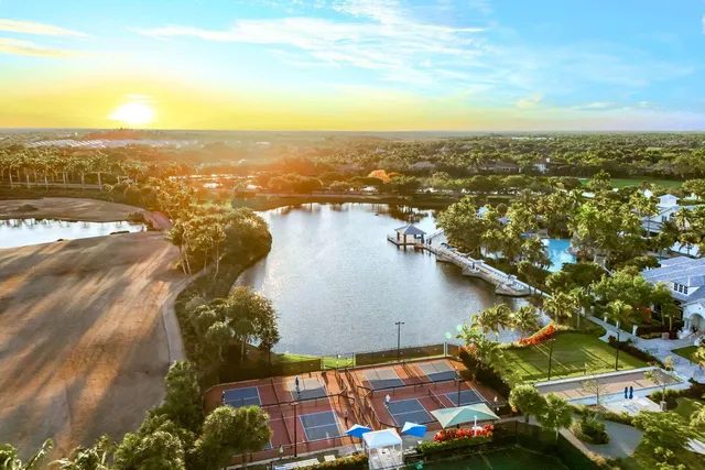 $637,000 | 9002 Cascada Way, Unit 102, Naples, FL 34114