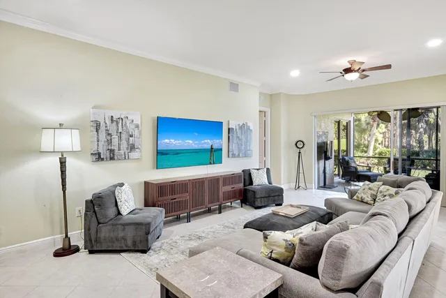 $637,000 | 9002 Cascada Way, Unit 102, Naples, FL 34114