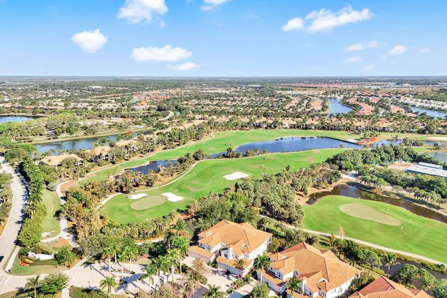 $637,000 | 9002 Cascada Way, Unit 102, Naples, FL 34114