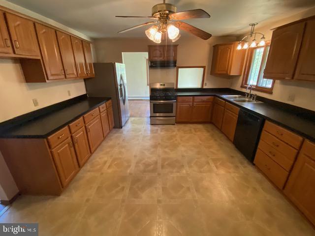 1543 Rake Road Mohrsville, PA 19541 - Photo 11 of 24 Gallery Image 11