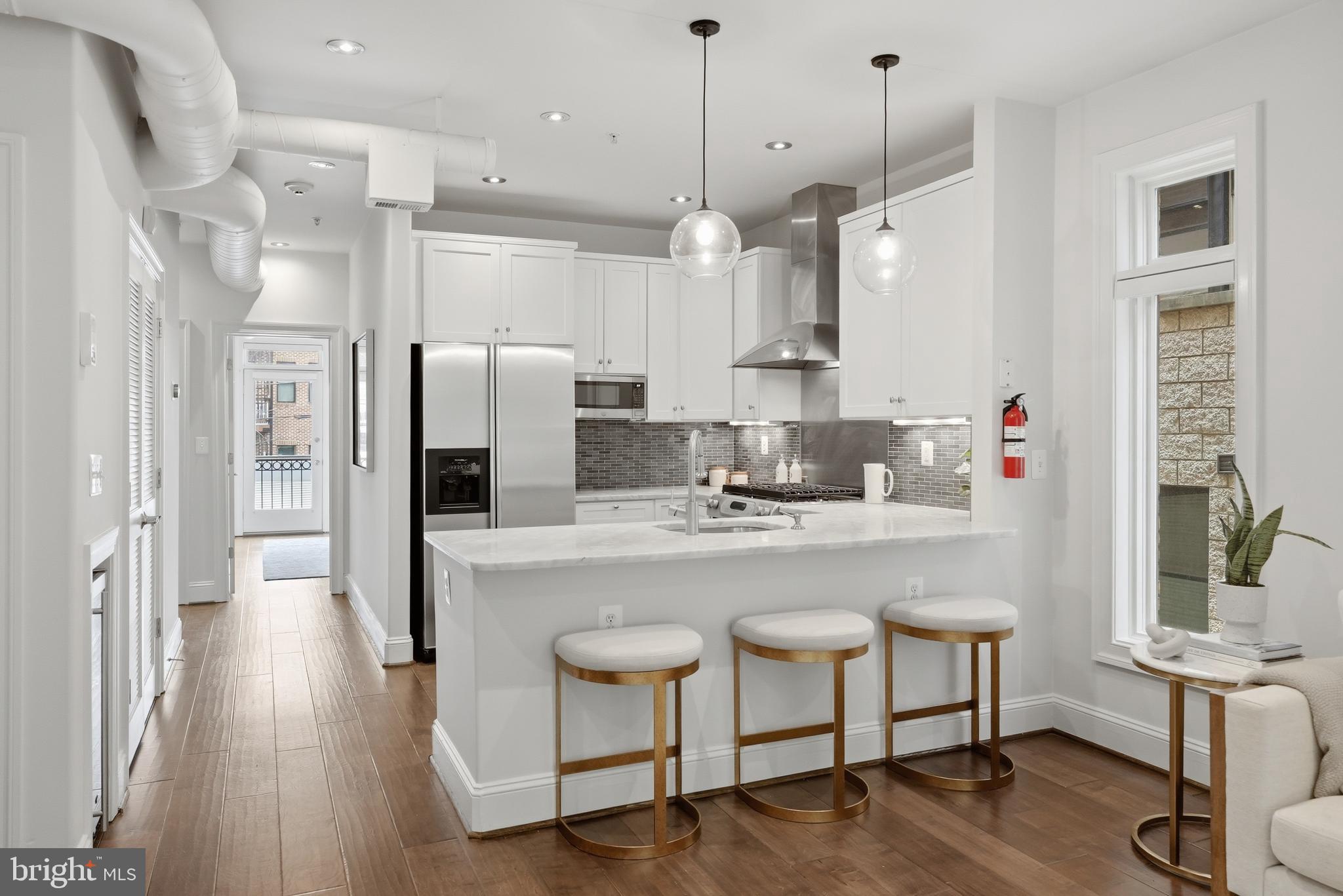 2111 11th Street Northwest, Unit 4 Washington, DC 20001 - Photo 4 of 16