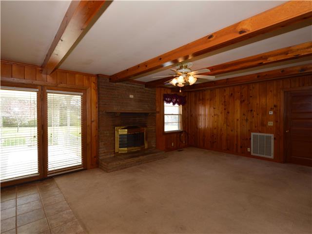 163 Cherokee Road Hendersonville, TN 37075 - Photo 4 of 20 Gallery Image 4