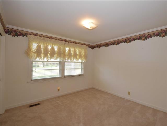 163 Cherokee Road Hendersonville, TN 37075 - Photo 7 of 20 Gallery Image 7