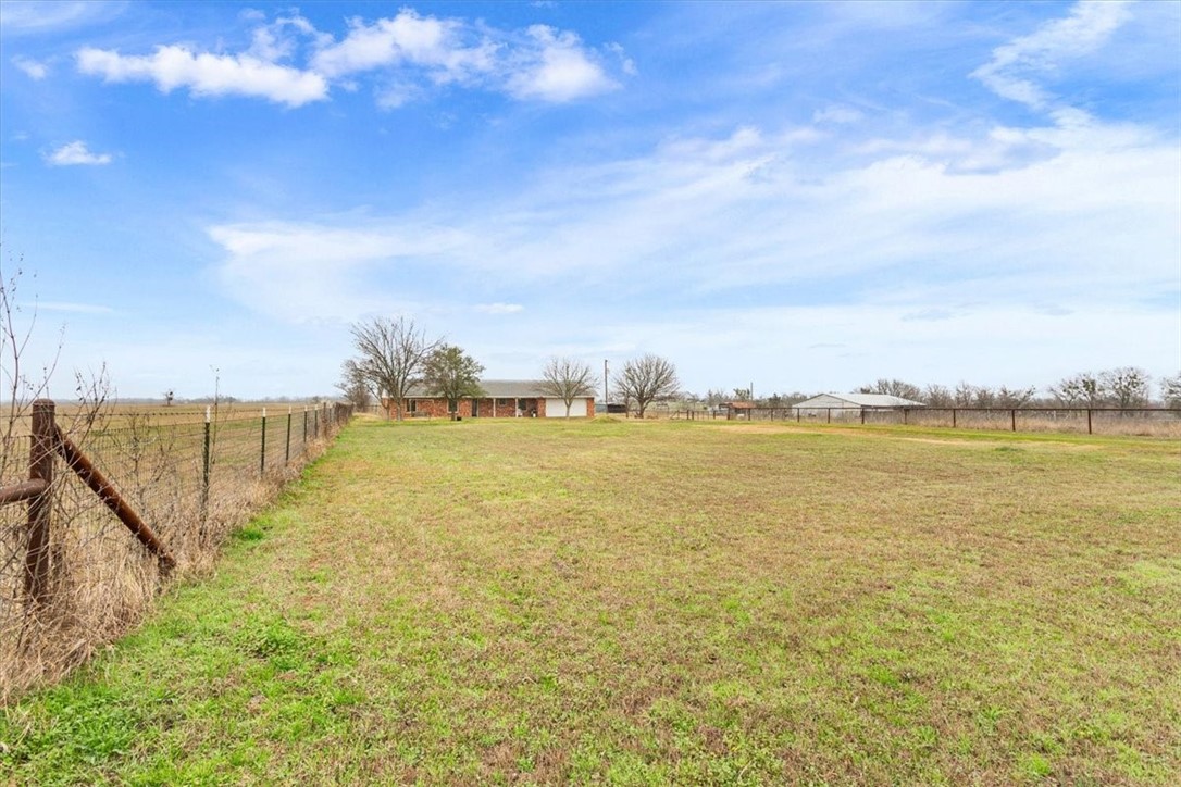 511 Cr 152 Riesel Tx 76682 Riesel, TX 76682 - Photo 2 of 21